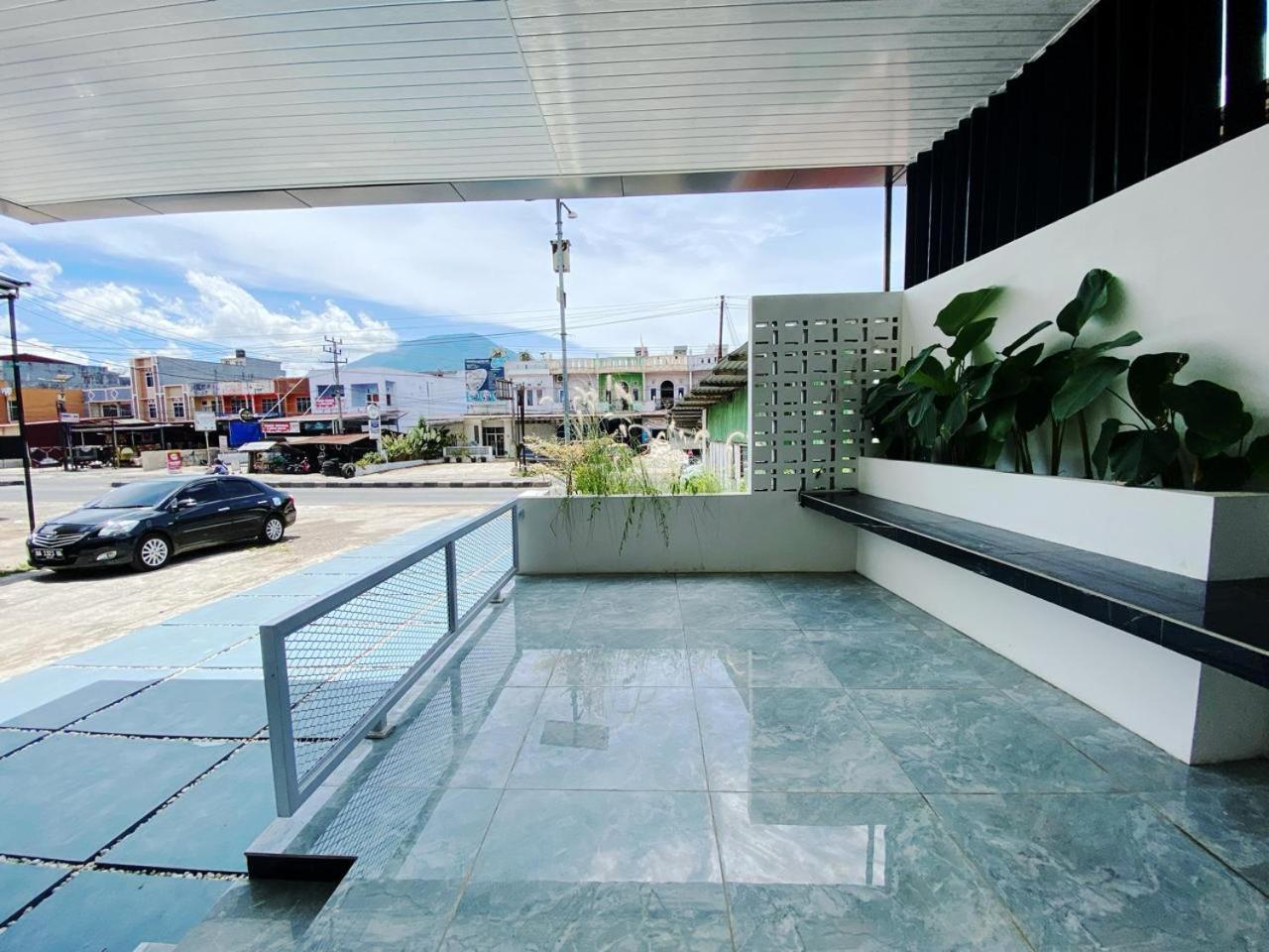 Double D Guesthouse Syariah Bukittinggi Buitenkant foto