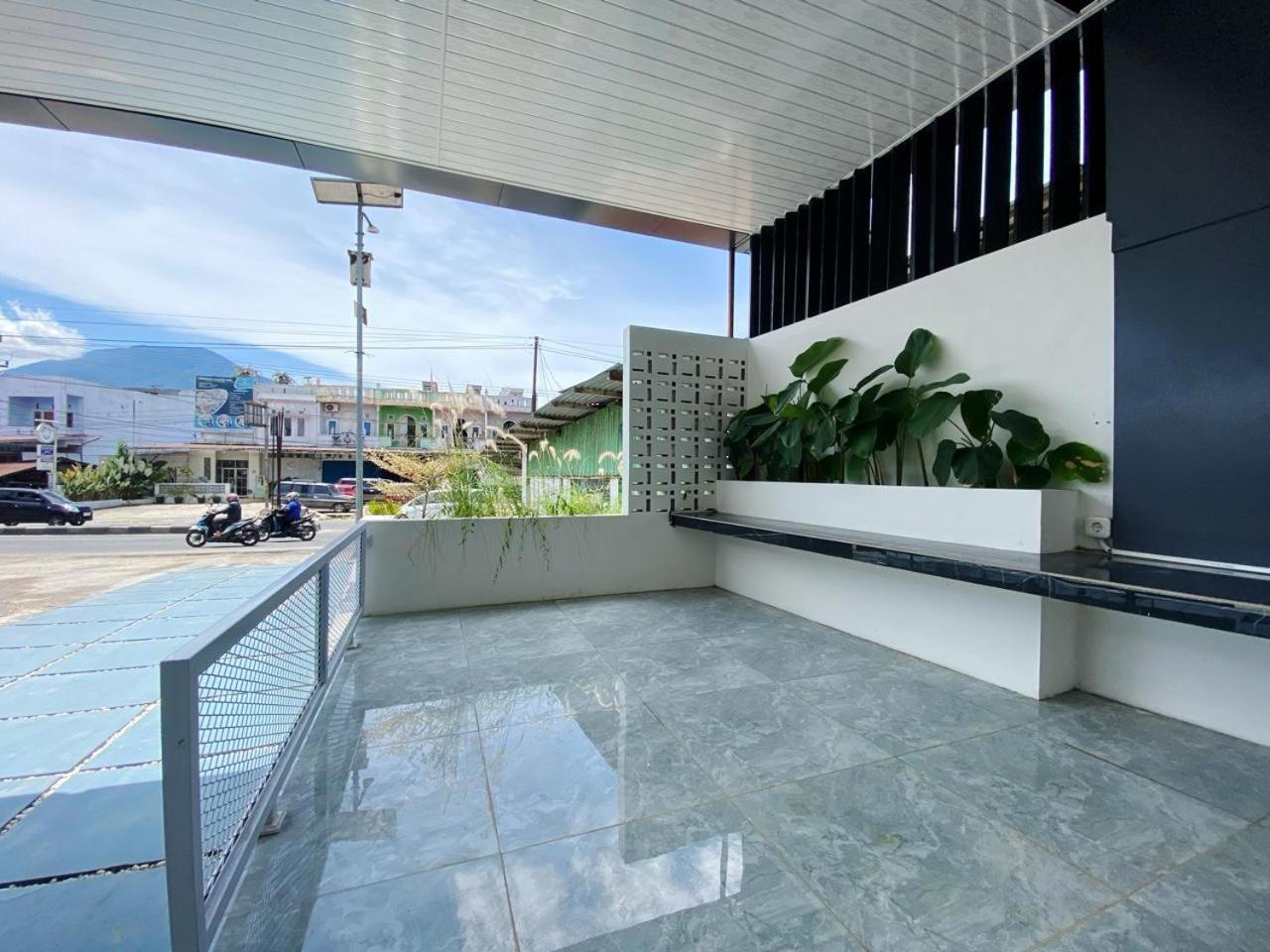 Double D Guesthouse Syariah Bukittinggi Buitenkant foto