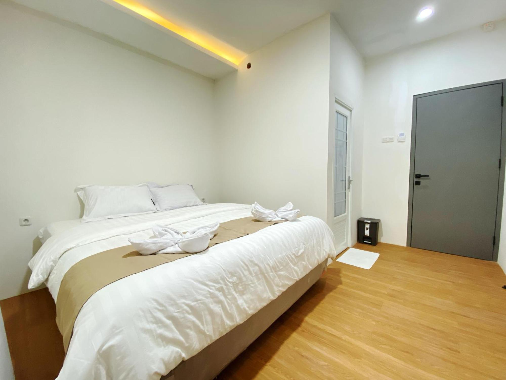 Double D Guesthouse Syariah Bukittinggi Buitenkant foto
