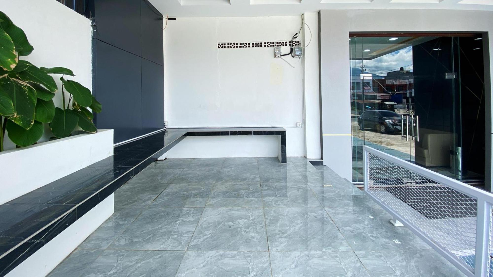 Double D Guesthouse Syariah Bukittinggi Buitenkant foto