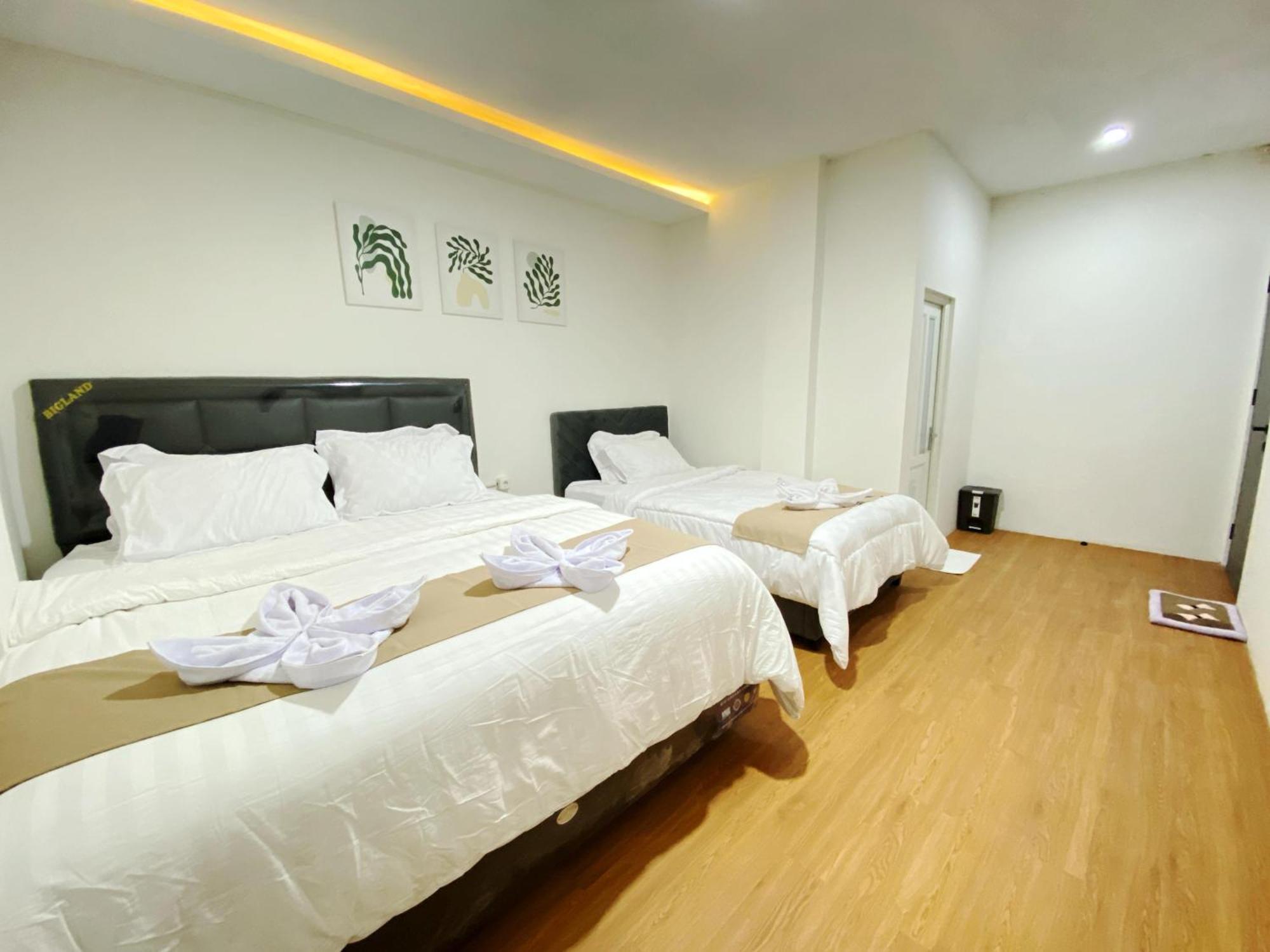 Double D Guesthouse Syariah Bukittinggi Buitenkant foto